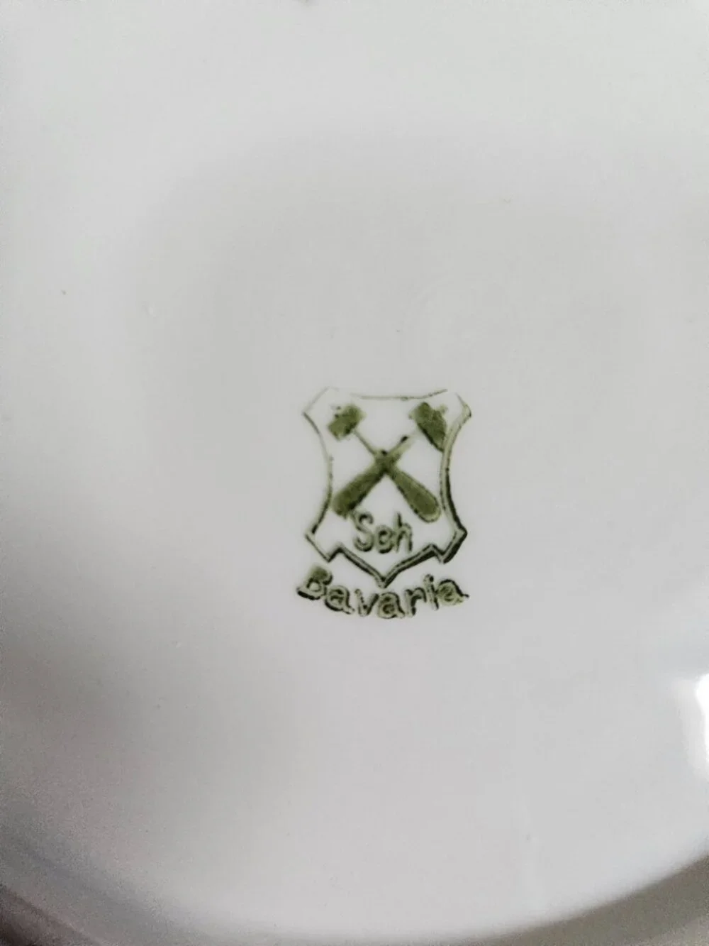 SOH Bavaria Fruit Bowl Gold Trim